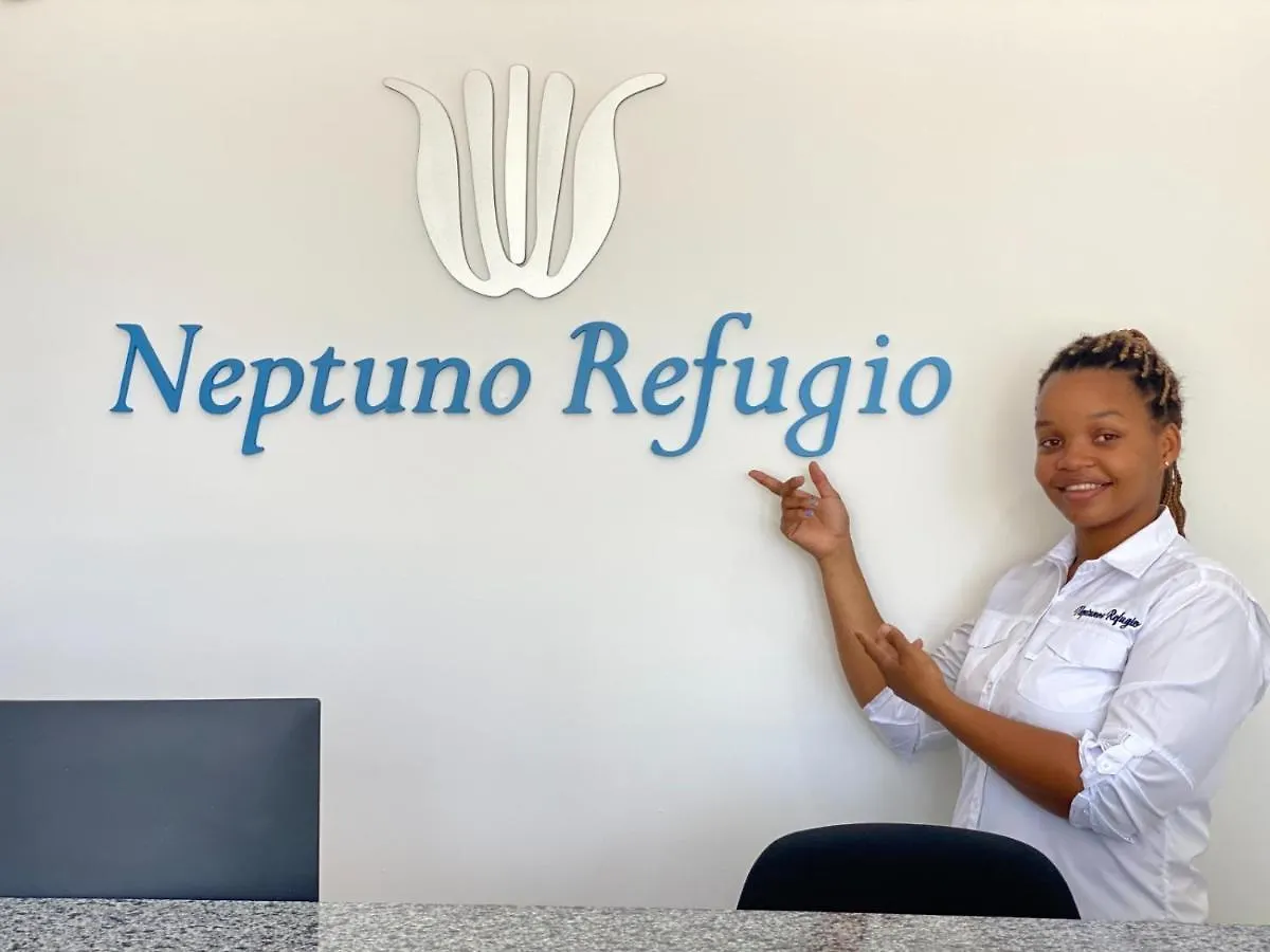 Hotel Neptuno's Refugio Boca Chica