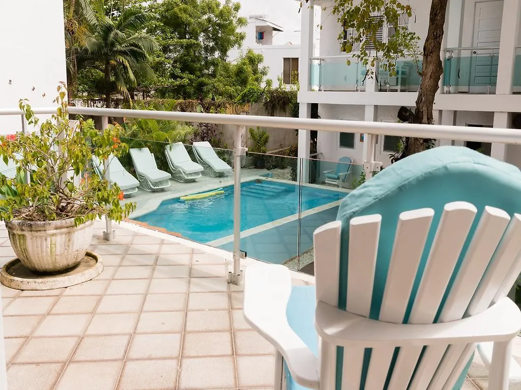 Hotel Neptuno's Refugio Boca Chica 3*,