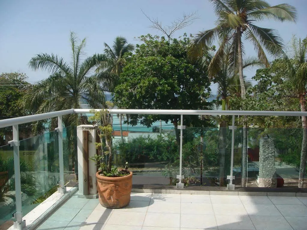 Hotel Neptuno Refugio Boca Chica 3*,