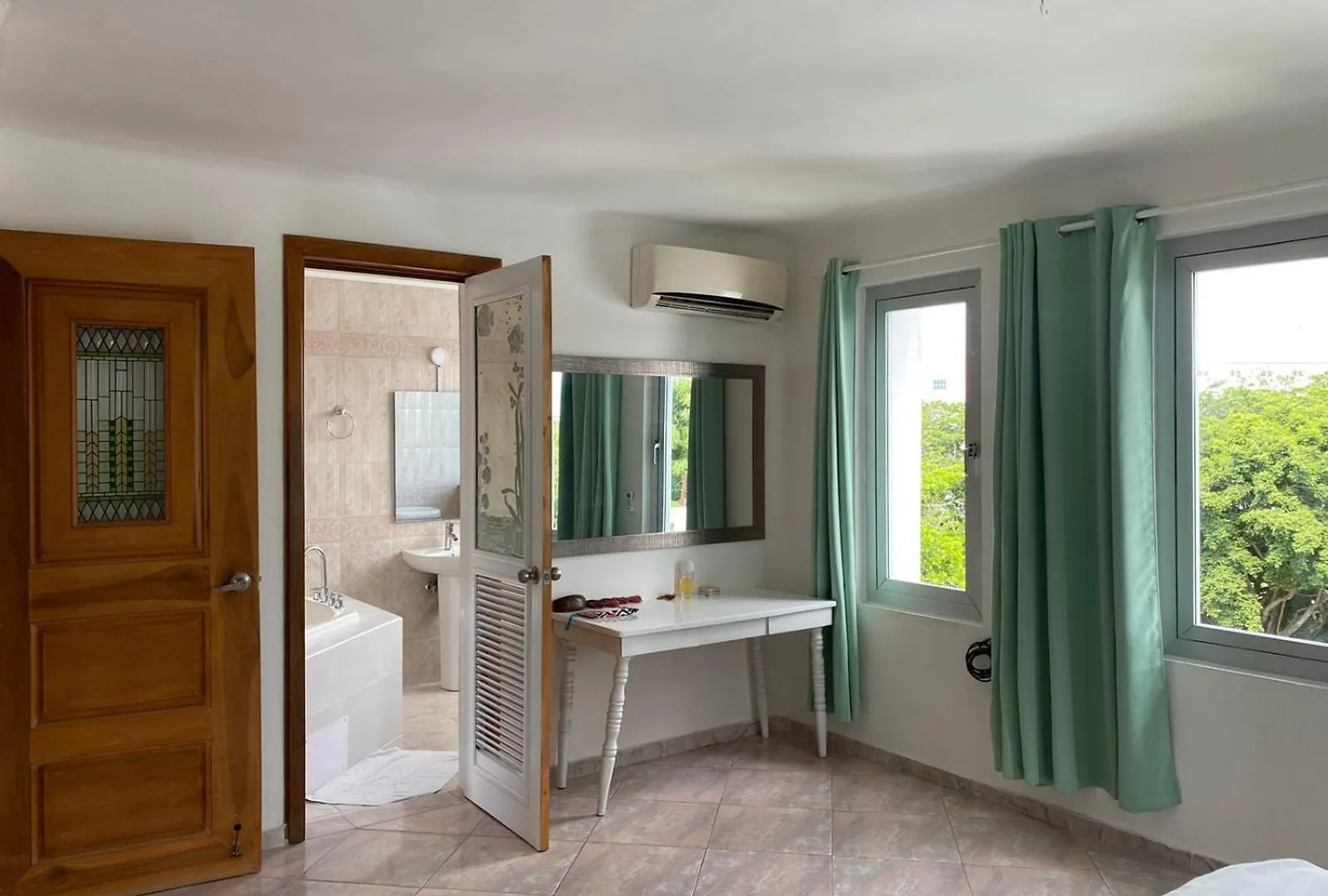 ***  Hotel Neptuno Refugio Boca Chica Dominican Republic